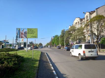 Нестандарт B в Ивано-Франковске, 3х6  Коновальця, Бандери, Європейська площа фото 1