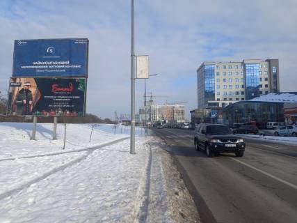 Билборд B в Ивано-Франковске, 3х6  Галицька, Набережна, Надрічна низ. від моста на вул.Галицькій і АЗС ОККО до ТЦ ПАККО, автосалону Volkswagen, АЗС ОККО, ТЦ 555-Велес і МЕТРО фото 1