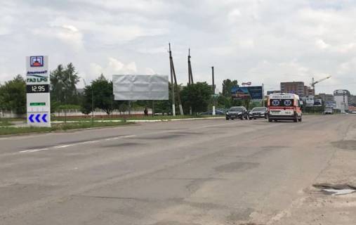 Билборд B в Ивано-Франковске, 3х6  вул.Надрічна, 72, ст. Б фото 1