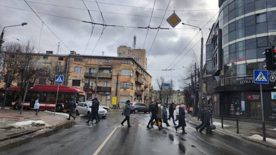 Ситилайт  в Ивано-Франковске, 1.8х1.2  Вовчинецька, Вовчинецька (Гагаріна)(Панфіловців), Грушевського фото 1