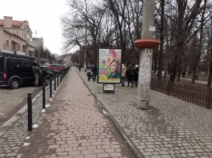 Ситилайт  в Ивано-Франковске, 1.8х1.2  Галицька, Військових Ветеранів фото 1