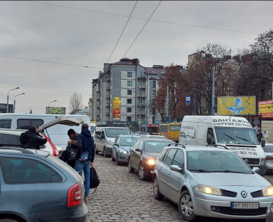 Билборд A в Ивано-Франковске, 3х6  Михайла Грушевського схема
