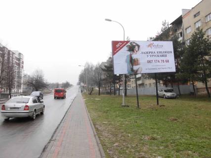 Билборд A в Трускавце, 3x6  вул. Стуса, біля Червоної рути фото 1