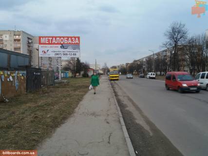 Білборд, Бігборд (Борд)  B у Дрогобичі, 3x6  вул. В.Великого, (ринок Володар) Фото 1