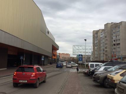 Билборд A в Луцке, 3х6  ТЦ ПортСіті_Сухомлинського_Соборності фото 1