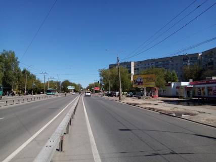 Билборд A в Чернигове 1 Мая 165, 2-я горбольница, маркет ЭКО (сторона А) фото 1