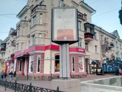 Citylight B in Chernihiv, с62c  triedr prospekt Mira h prospekt Pobedy mag Allo (storona C) Photo 1