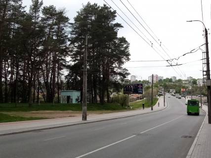 Билборд B в Чернигове, 72б  вул. 77-ої гв. Дивізії (ялівщина) (сторона Б) фото 1