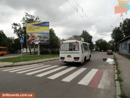 Билборд B в Чернигове 1 Мая ул. - ул. Молодшего, верхний фото 1