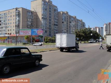 Призма B в Чернигове Левка Лук'яненка (Рокосовського) ул. / пр-т Победы, правый - 138360 фото 1