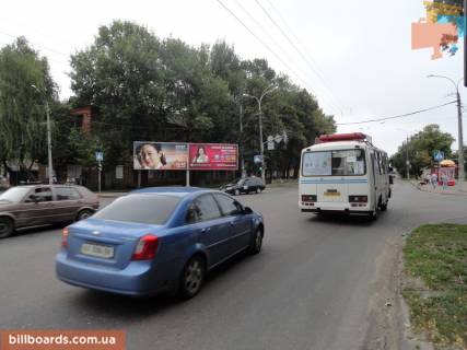 Билборд A в Чернигове Мира пр-т / ул. Красногвардейская, правый фото 1