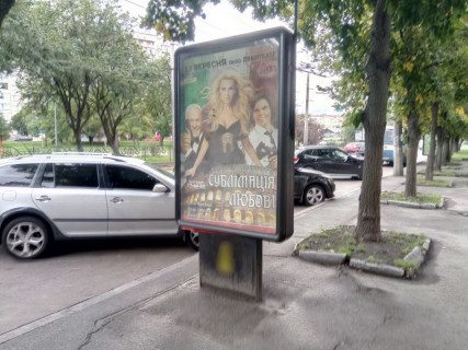 Ситилайт A в Чернигове, с38a  проспект Миру 55 центр Право (сторона А) фото 1