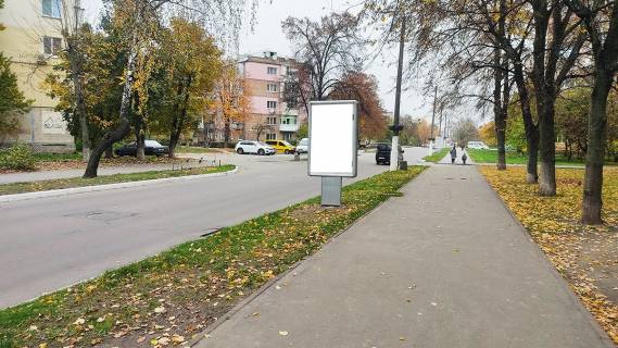 Сiтiлайт A у Вишгороді Вул. Дніпровська, 85 м. після повороту з пр-ту Мазепи на вул. Дніпровську, праворуч Фото 1