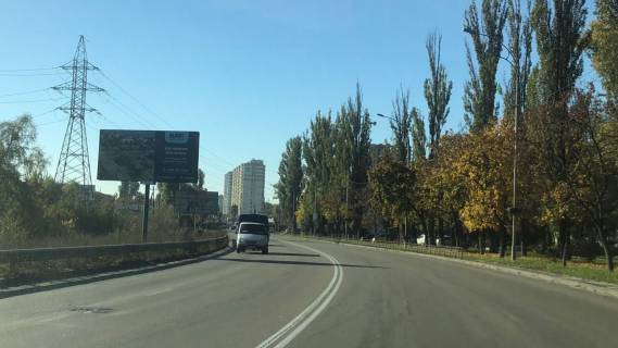 Билборд B в Вышгороде вул. Набережна, напрямок з м. Києва до с. Хотяновка, 100 м. після автобусної зупинки на с. Хотяновка, праворуч фото 1