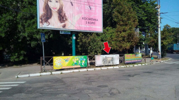 Нестандарт A в Кременчуге пр. Свободи - вул. Вадима Пугачoва №8 (1 х 3 м.) фото 1