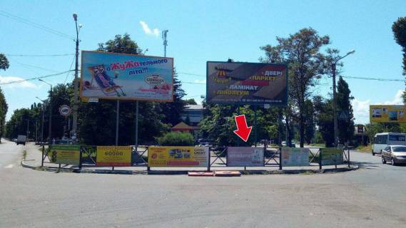 Нестандарт A в Кременчуге вул. Республіканська - вул. Бончука №4 (1 х 2 м.) фото 1
