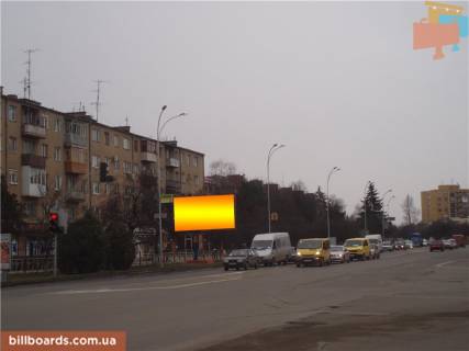 Билборд B в Берегово просп.Свободи-Швабська-Минайська(перехрестя), навпроти гот.Закарпаття, напр.-пл.Кірпи фото 1