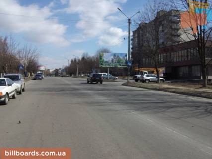 Білборд, Бігборд (Борд)  A у Чернівцях, 6x3  Південно-Кільцева ( навпроти Платинум ) Фото 1