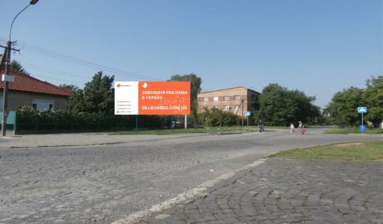 Билборд A в Мукачеве, 3x6  вул. К. Карого-Каменського (біля церкви) фото 1