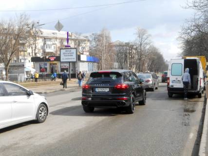 Скроллер B в Киеве вул. Дегтярівська, 32Б - 300033 фото 1