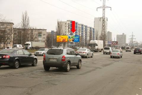 Билборд  в Киеве Братиславская ул., № 8 на разделителе перед рынком ЮНОСТЬ фото 1