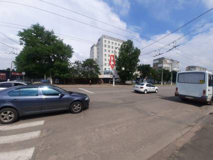 Билборд B в Кропивницкий (Кировоград) вул. Вокзальна (старий автовокзал, ринок, супермаркет "АТБ") фото 1