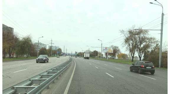 Билборд A в Днепр (Днепропетровск), 3х6  Заводська Набережна вул., яхтклуб "Прибой", з центру фото 1