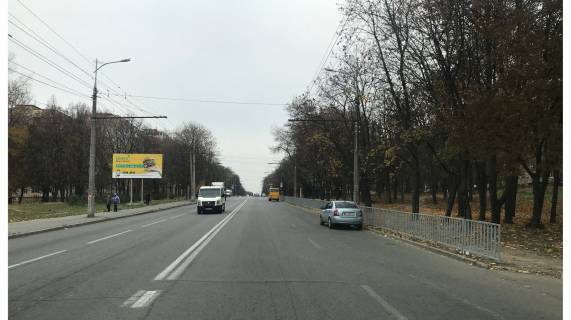 Білборд, Бігборд (Борд)  B у Дніпро (Дніпропетровськ), 3х6  Панікахи вул., 28, в центр Фото 1