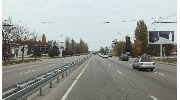 Билборд A в Днепр (Днепропетровск), 3х6  Набережна Перемоги вул., 5, в центр фото 1