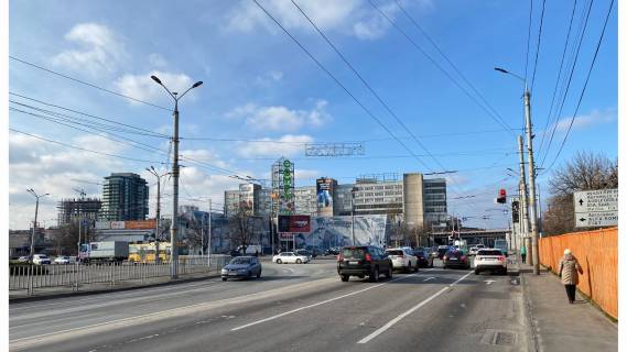Призматрон, Призма A у Дніпро (Дніпропетровськ), 3х6  Січеславська Набережна (Набережна Леніна) вул. - Михайла Коцюбинського вул., Біля цирку, в центр - 218182 Фото 1