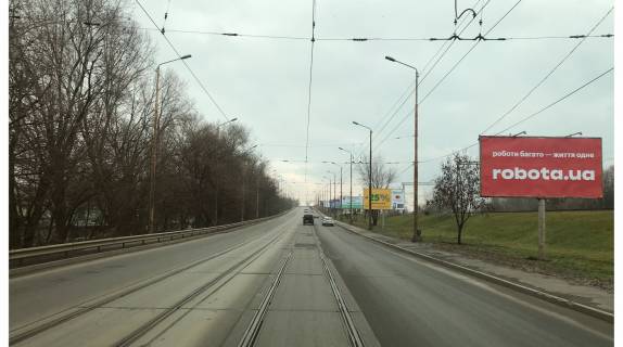 Billboard A in Dnipro (Dnipropetrovsk), 3х6  Amurskij most - Manujlovskij av., v"ezd na most Photo 1