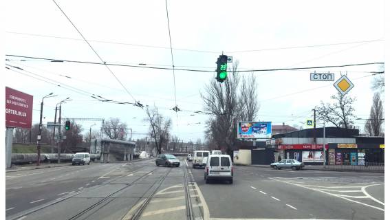 Призма A в Днепр (Днепропетровск), 3х6  Мануйловський пр., 1 - Каруни вул. - 8438 фото 1