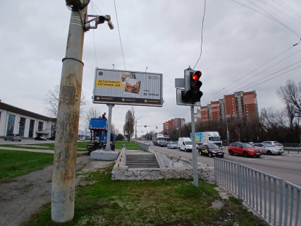 Призма B в Днепр (Днепропетровск), 3х6  Запорізьке шосе - Космічна вул., з центру - 218250 фото 1