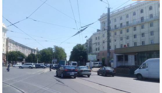 Скроллер A в Днепр (Днепропетровск), 3,14х2,32  Дмитра Яворницького (Карла Маркса) пр., 123 - Вокзальна пл (кол. Петровського пл.) - 218426 фото 1