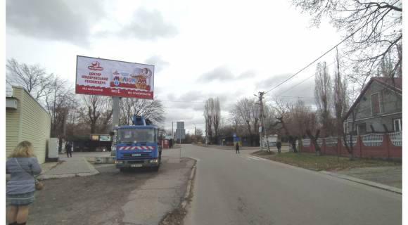 Билборд B в Днепр (Днепропетровск), 3х6  Сурсько-Литовська (колишня Баженова) вул., 102 - Перекопська (Весніна) вул. - Альвинського вул., в центр фото 1