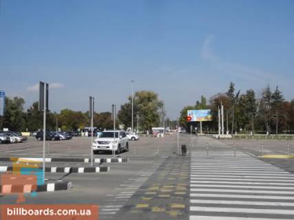 Беклайт A у Борисполі Аеропорт Бориспіль дорога. Парковка навпроти терміналу "B" Фото 1