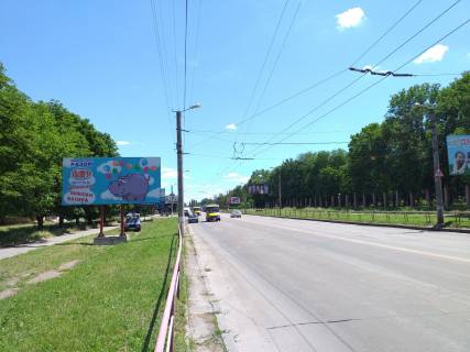 Билборд B в Кропивницкий (Кировоград), 3х6  ул. Е. Тельнова (пр.Правды), меб. салон БРВ, АТБ, парк фото 1