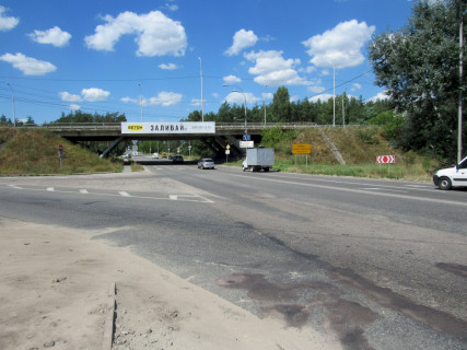 Нестандарт A в Киеве, 2х16  Р 69 Траса Вишгород - Київ - вул. Дніпровська, велика транспортна розвязка в напрямку Мінського пр., напрямок  в Київ фото 1