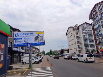 Билборд B в Петропавловской Борщаговке, 3x6  с. Петропавлівська Борщагівка, вул. Ярослава Мудрого, перед поворотом на вул. Мальовничу фото 1
