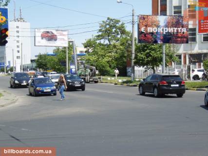 Билборд A в Одессе, 3х6  25 Чап.Дивизии - Королева фото 1