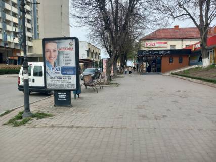 Ситилайт A в Каменец-Подольском, 1.2х1.8  вул. Соборна (біля Фокстрот) фото 1