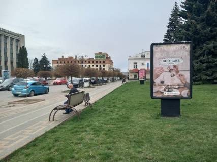 Ситилайт A в Каменец-Подольском, 1.2х1.8  вул. Соборна фото 1