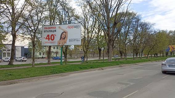 Билборд A в Каменец-Подольском, 6х3  пр. Грушевського -  100 м. після вул. Пушкінська (на Чернівці) фото 1