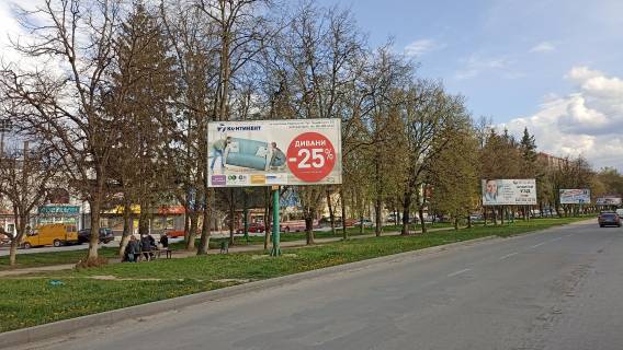 Билборд A в Каменец-Подольском, 6х3  пр. Грушевського (гуртожиток №1) (на Чернівці) фото 1