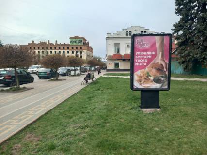 Билборд A в Каменец-Подольском вул. Соборна фото 1