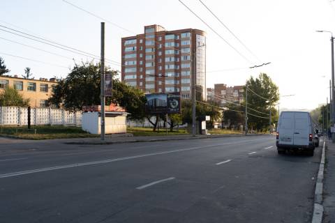 Білборд, Бігборд (Борд)  B у Хмельницькому, Зупинка Районна лікарня  Львівське шосе. Рай. Лікарня. ринок Фото 1