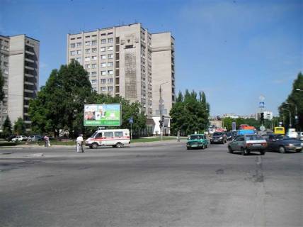 Билборд B в Запорожье вул.Шкільна – вул.Українська , ст.Б (призматрон) фото 1