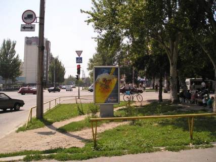 Ситилайт A в Запорожье, 1.2x1.8  пр. Соборный - ул. Гагарина, слева фото 1
