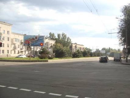 Призма A в Запорожье пр.Металургів -вул.Б.Хмельницького, рух від проспект Соборний (проспект Леніна) (призматрон) - 254508 фото 1