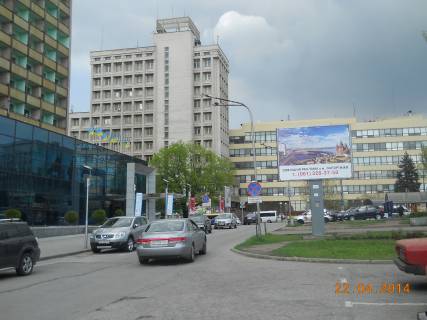Билборд  в Запорожье проспект Соборний (кол. проспект Леніна) — напроти входу до гот. «Інтурист», рух до проспекту фото 1